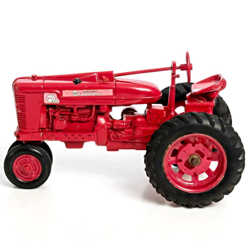 Vintage Ertl IH McCormick Farmall Super M-TA Tractor
